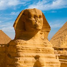 The Sphinx and pyramids at Giza, Egypt