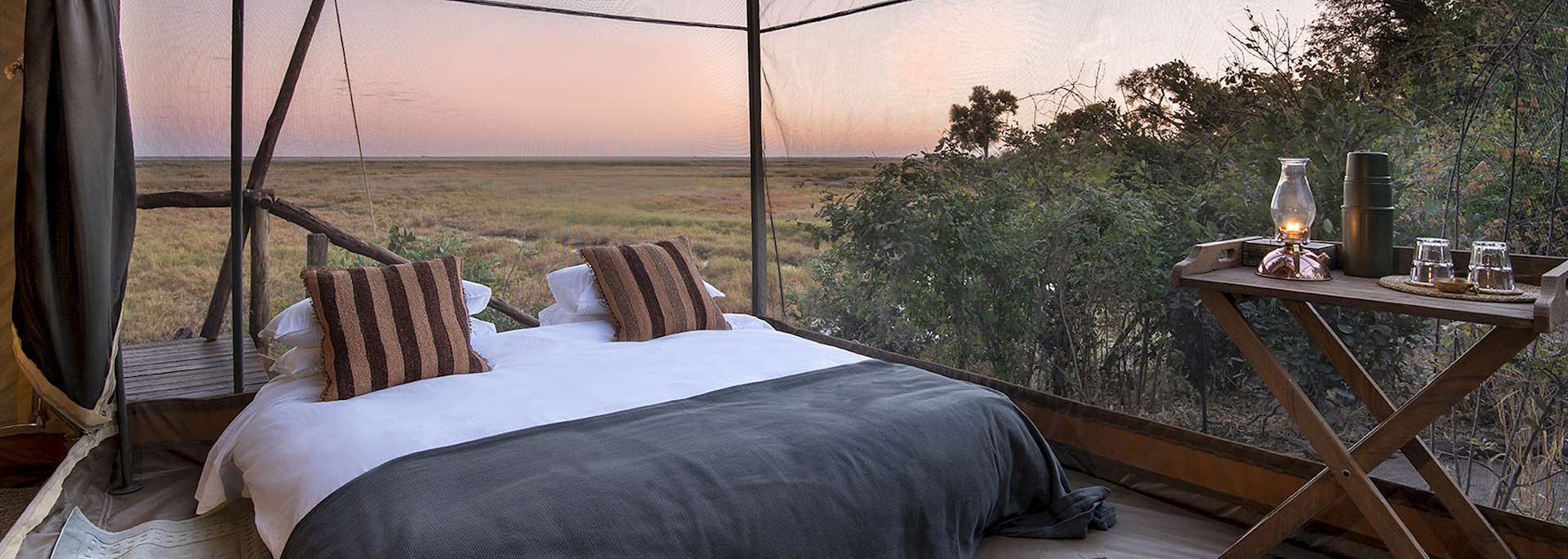 Linyanti Expeditions star bed