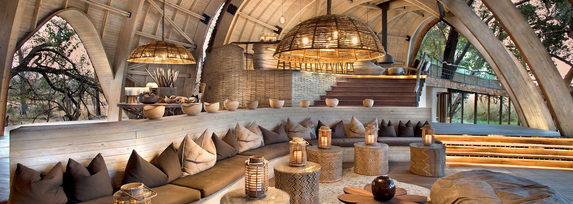 Guest lounge at Sandibe Lodge
