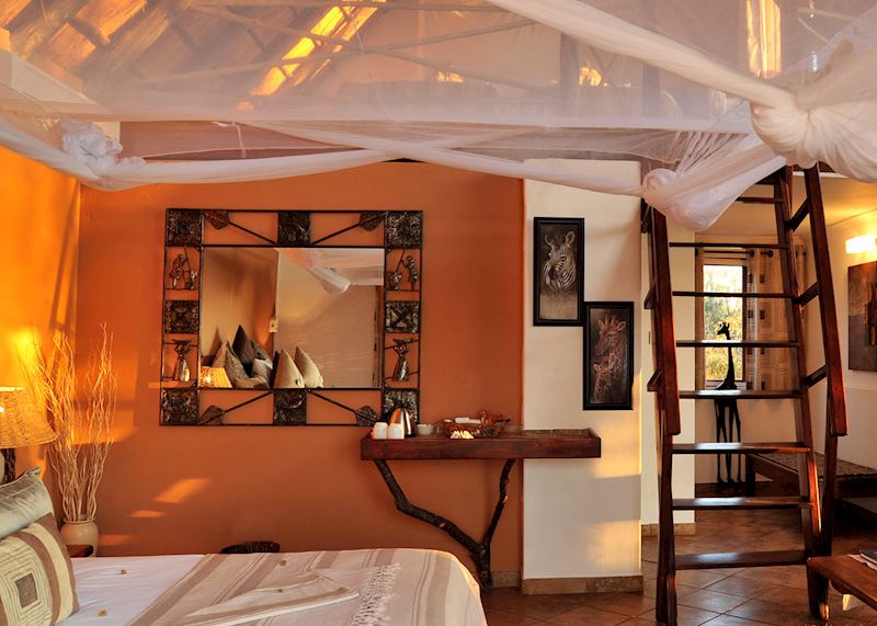 Family room, Muchenje Safari Lodge