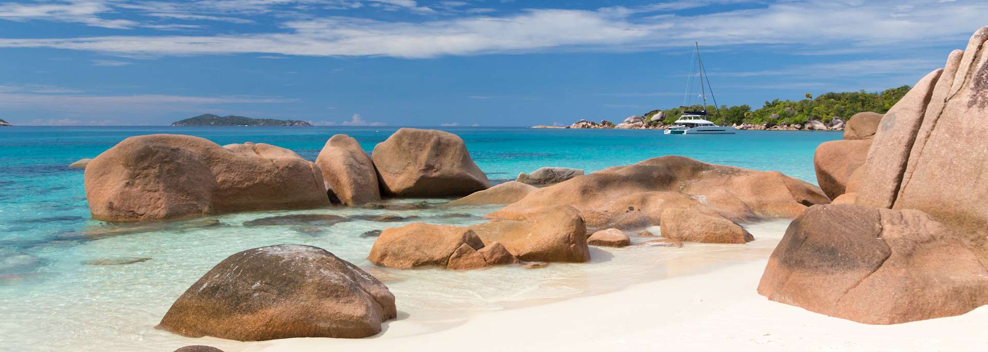 Catamaran, Praslin