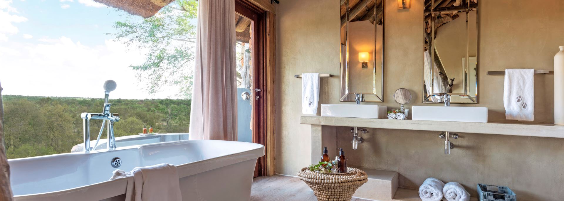 Suite bathroom at Leopard Hills Private Game Reserve