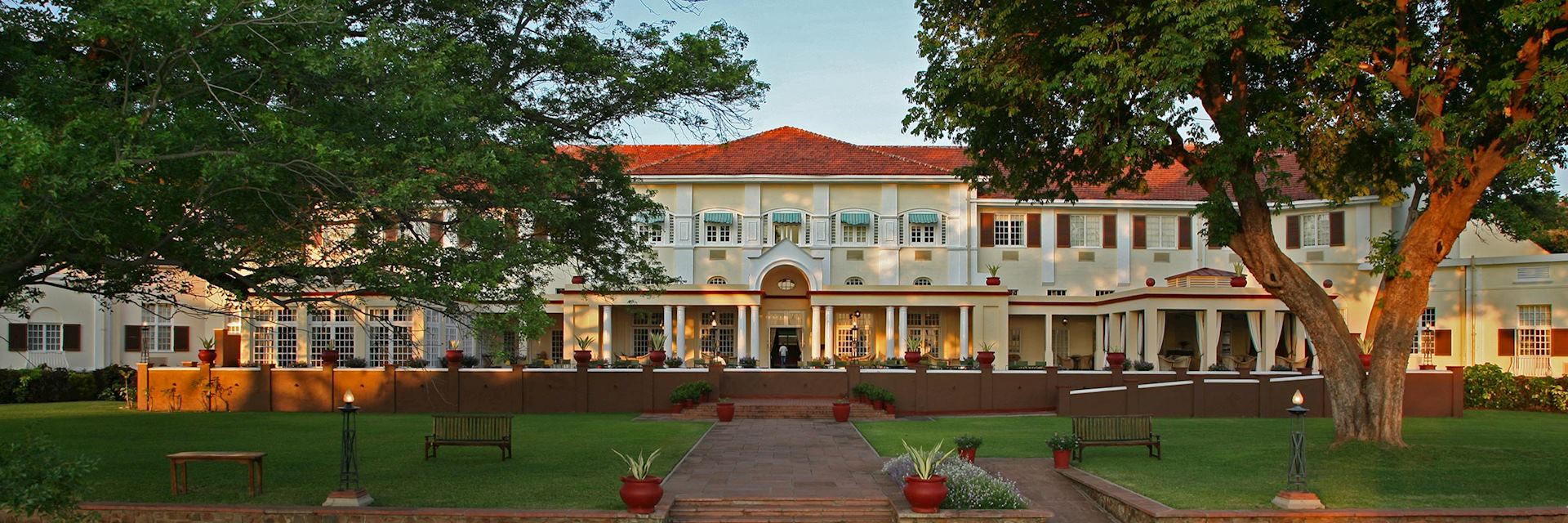 Victoria Falls Hotel