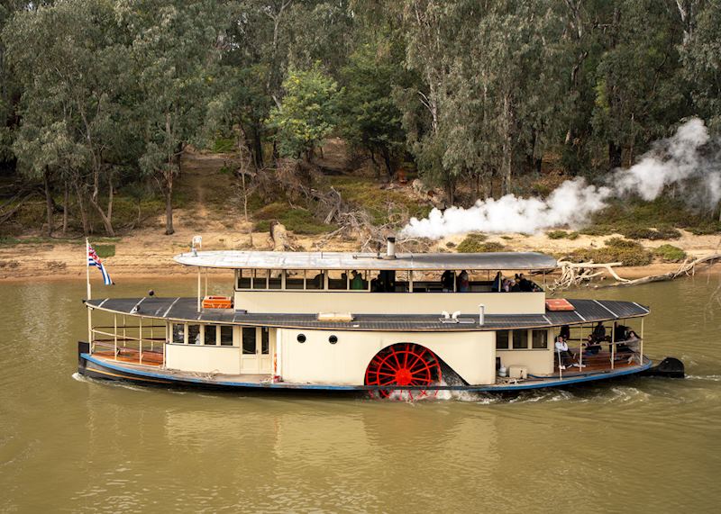Paddle steamer trip from Echuca