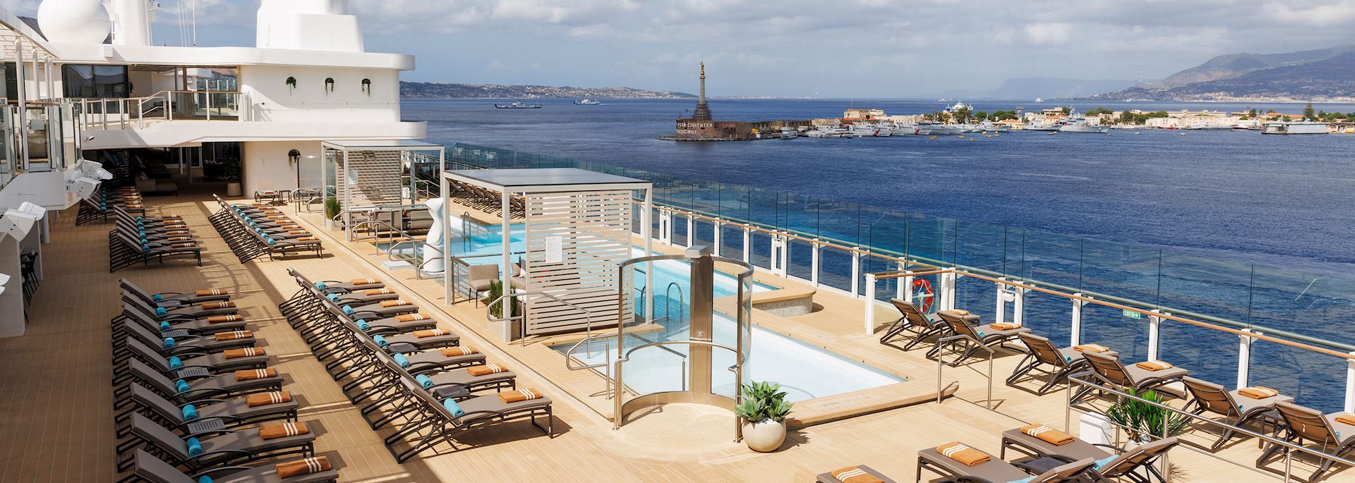 Pool deck, Silver Nova