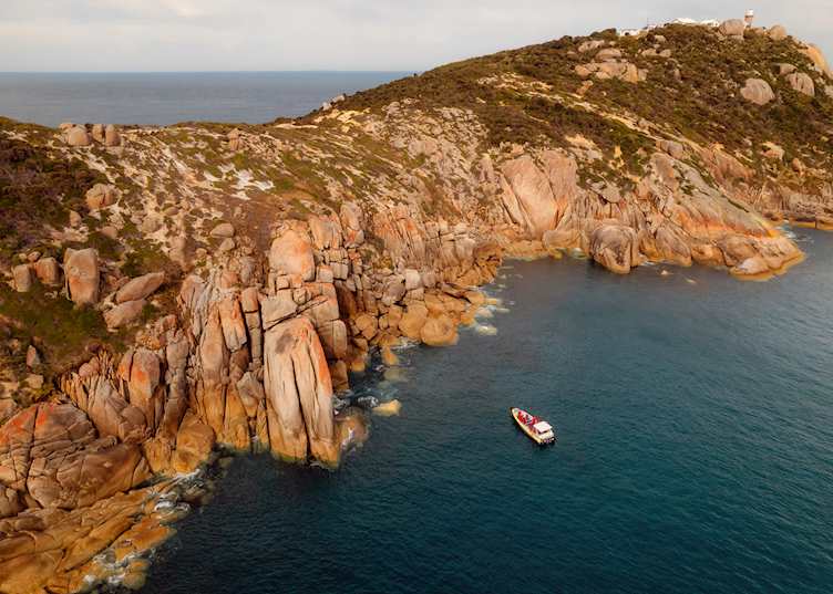 Wilsons Promontory cruise (© VIsit victoria/Tourism Australia)
