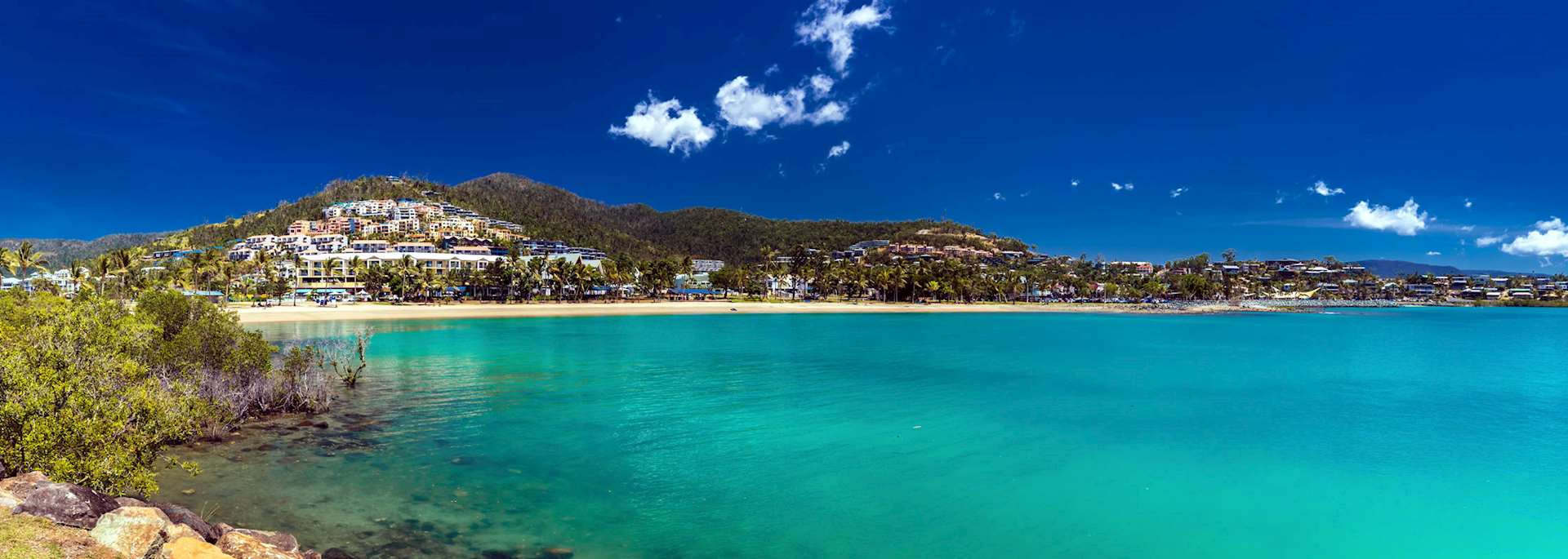 3 Days in Airlie Beach, Australia: Things To Do, See and Eat — Things  Nomads Do, image size:1920x685