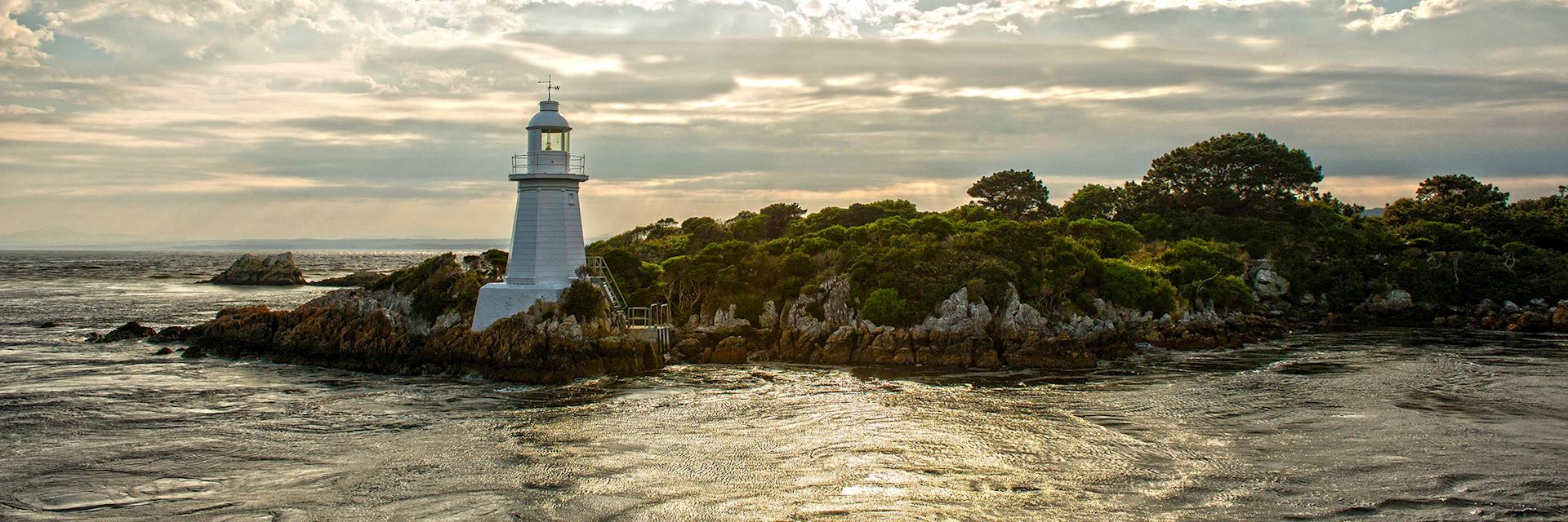 Hells Gate, Strahan