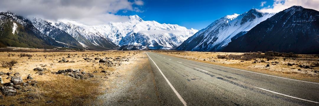 New Zealand road on the South Island