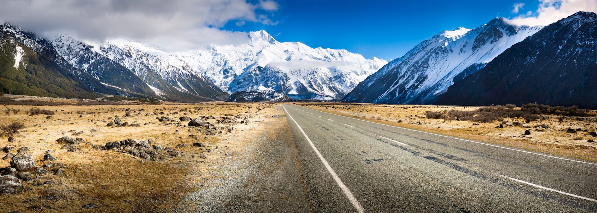 Road on New Zealand's South Island