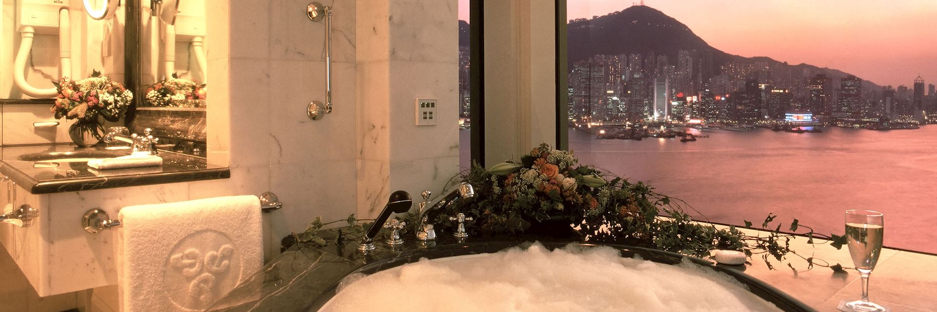 Bathroom Suite, Peninsula Hotel, Hong Kong