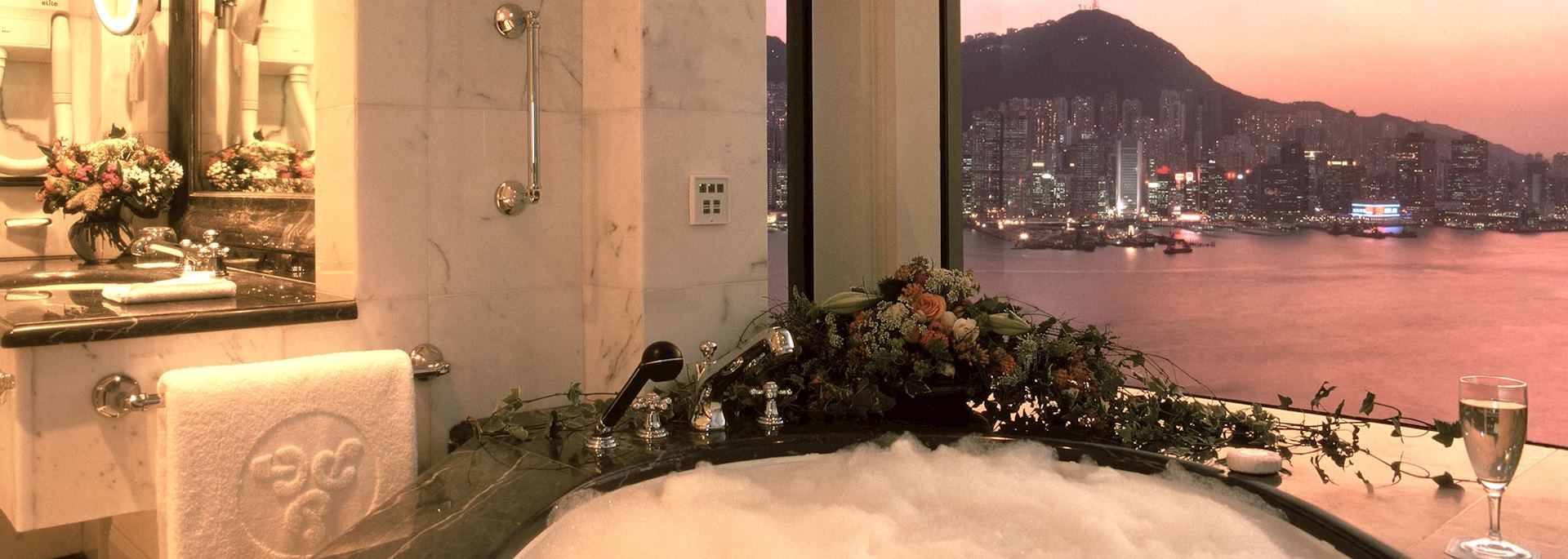 Bathroom Suite, Peninsula Hotel, Hong Kong