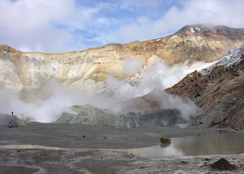 Mutnovsky_Volcano