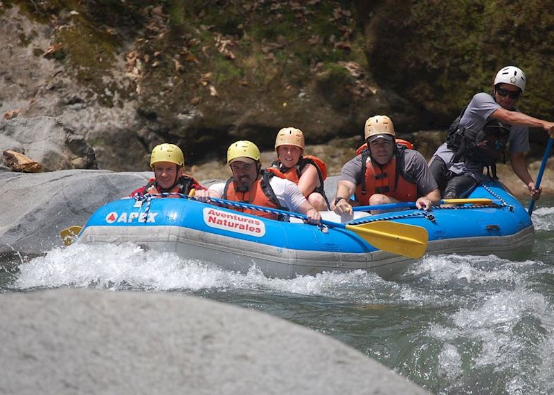 Brave the waters of the Pacuare river on a rafting trip