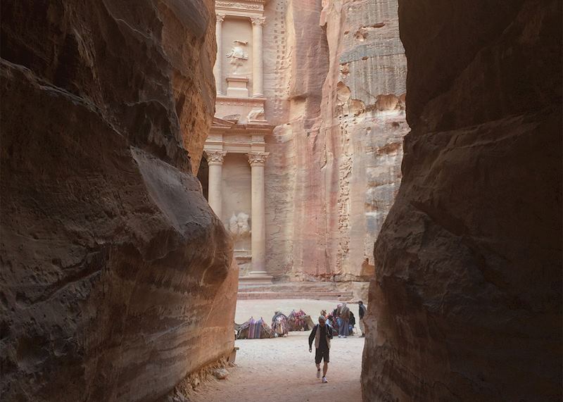 Walking through to the Treasury, Petra