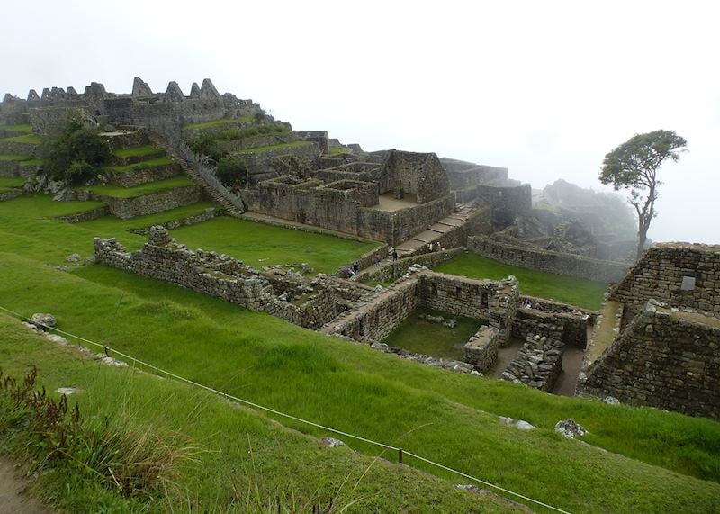 Machu_Picchu_Closeup