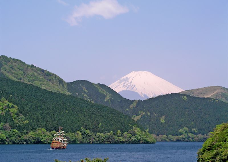 Lake in Hakone