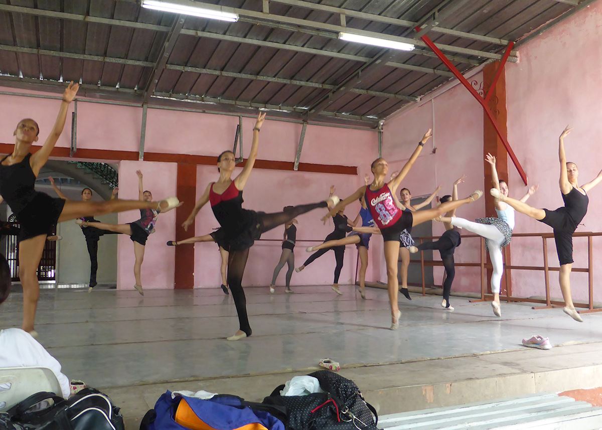 Pro Danza ballet company, Havana