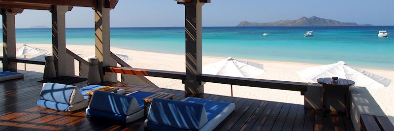 Amanpulo beach club Pamalican Island