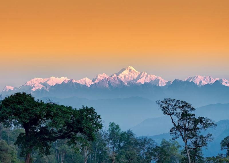 Kanchenjunga mountain range, India