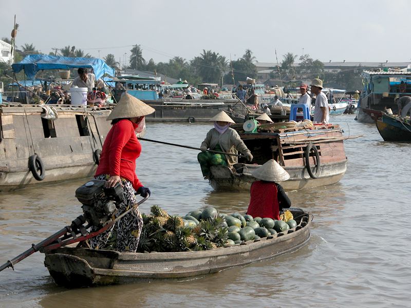 Cai Rang floating markets