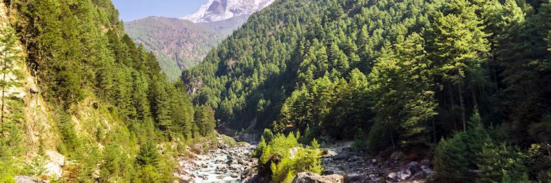 Trek from Monjo to Namche Bazaar, Everest region