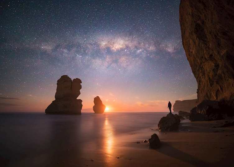 View of the Twelve Apostles on the Great Ocean Road, Victoria