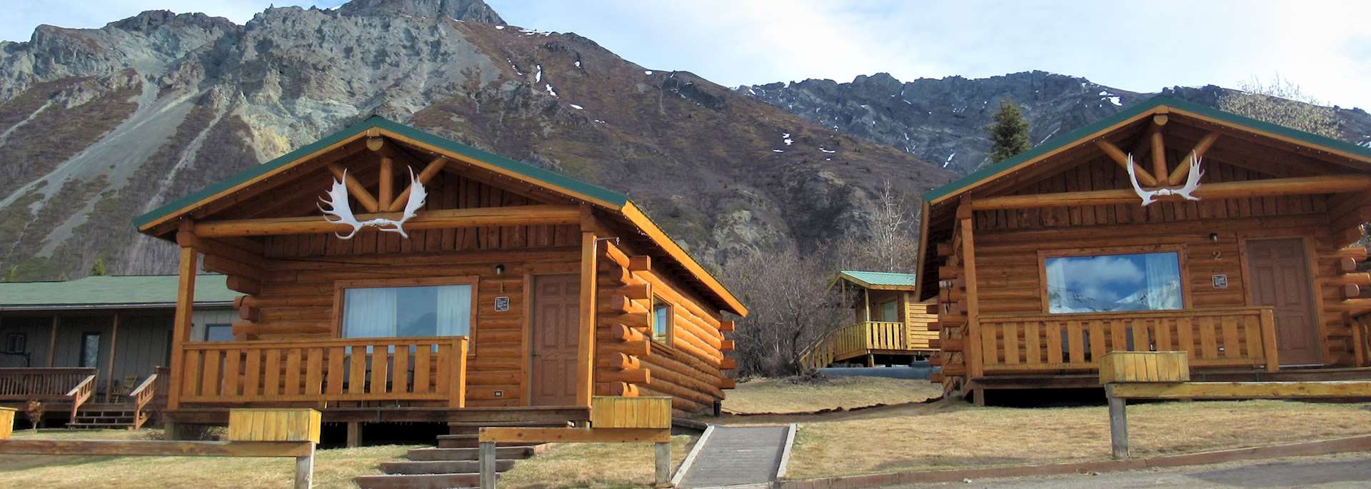 Sheep Mountain Lodge