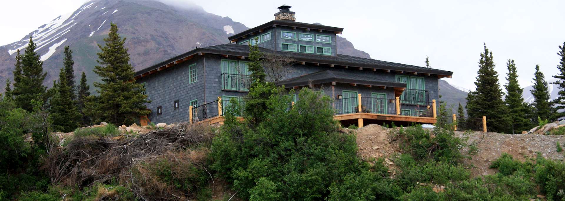 The Lodge at Black Rapids