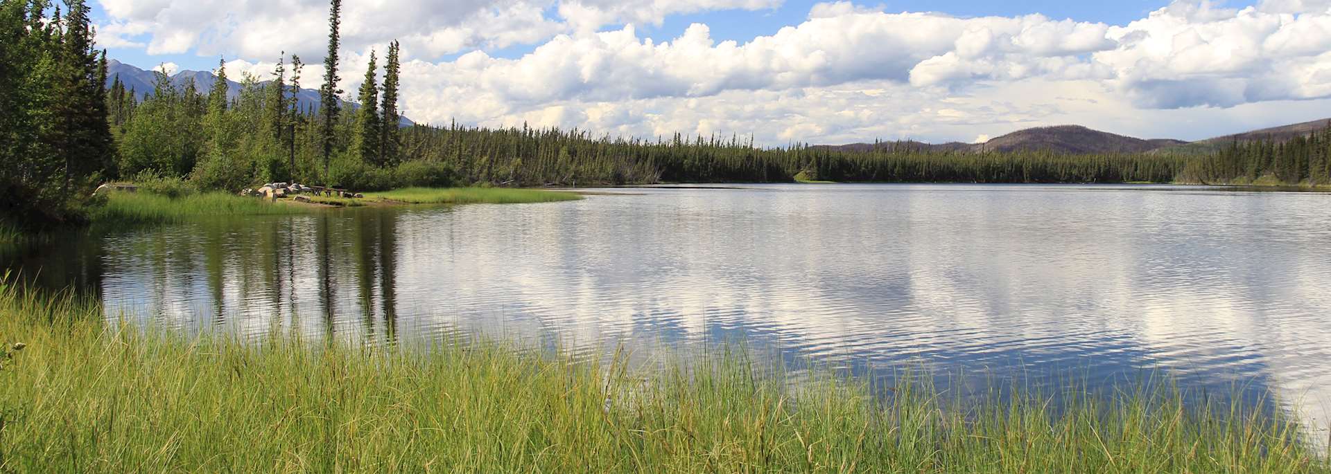 Moon Lake, Tok