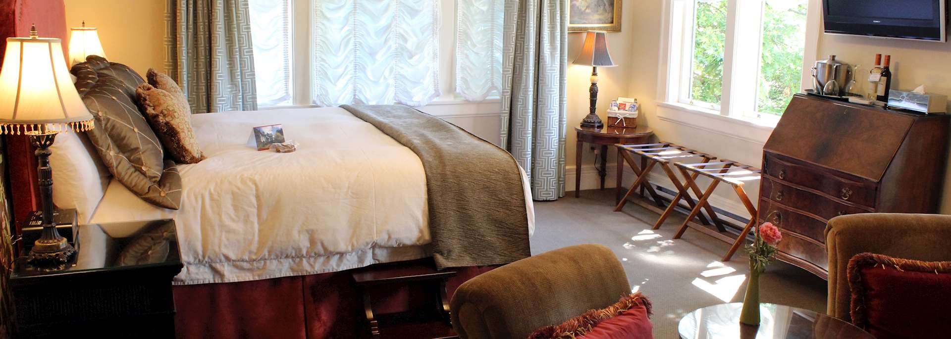 Abigail's Hotel