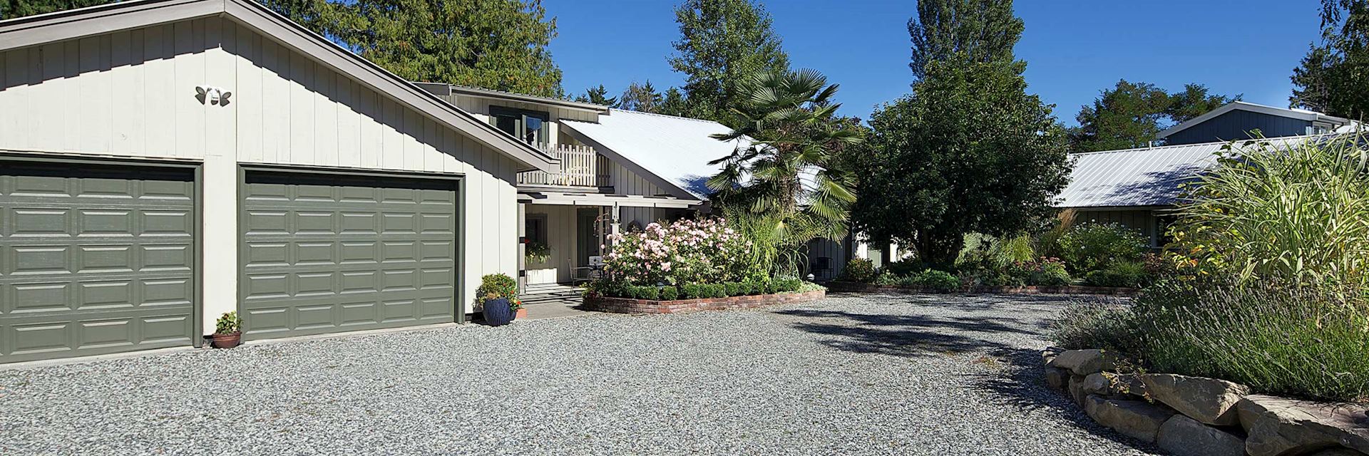 Hedgerow House B&B