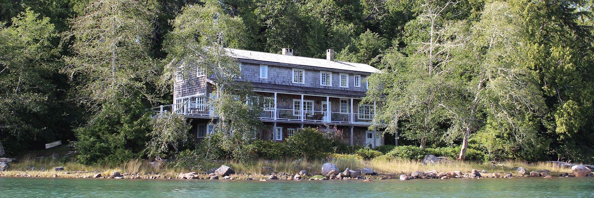The Red Crow Guesthouse & Cottage, Tofino