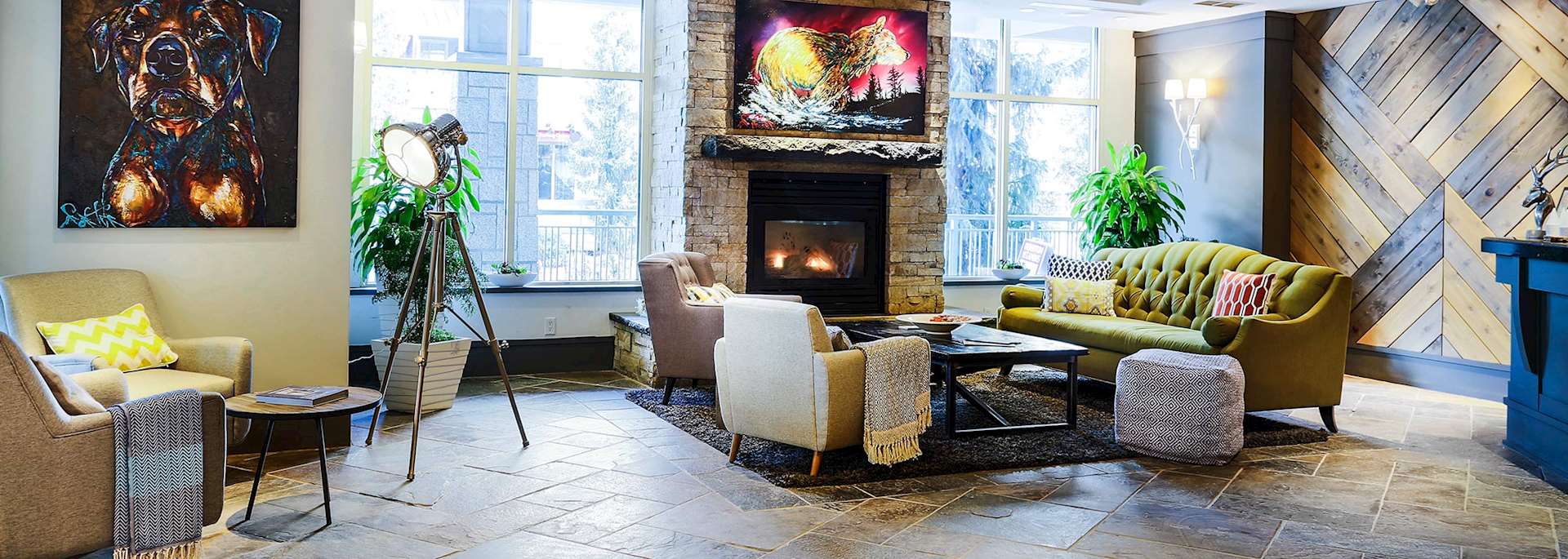Summit Lodge