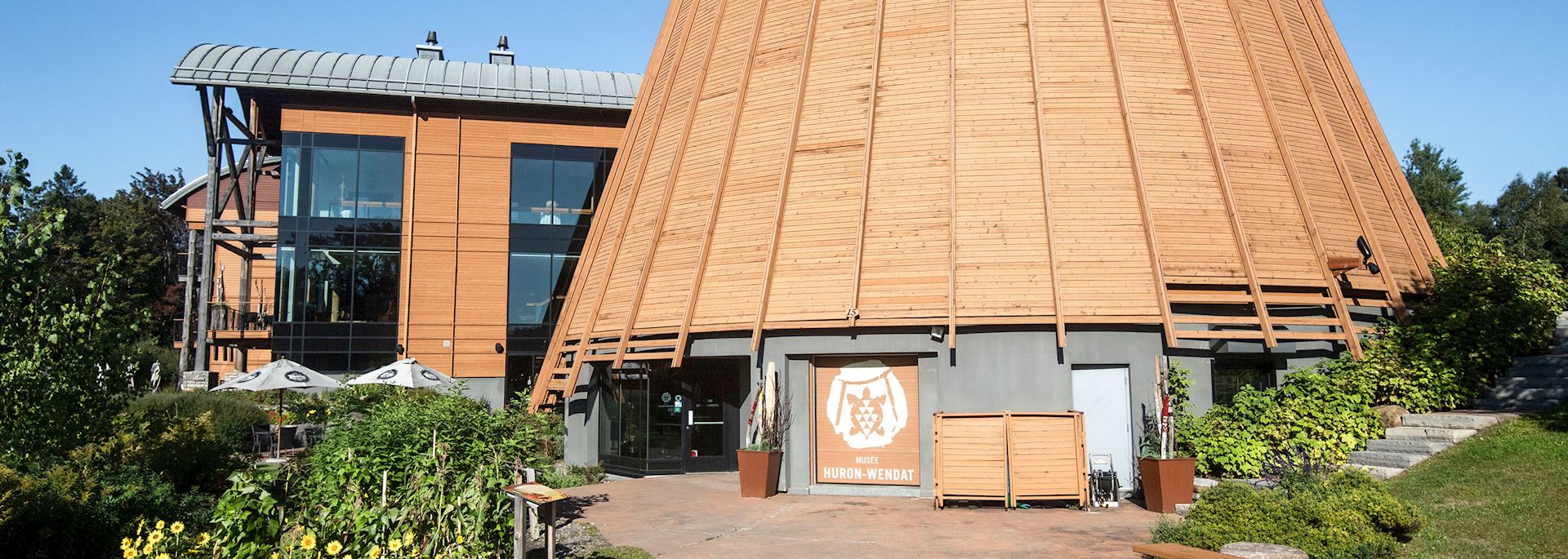 Hôtel-Musée Premières Nations, Wendake