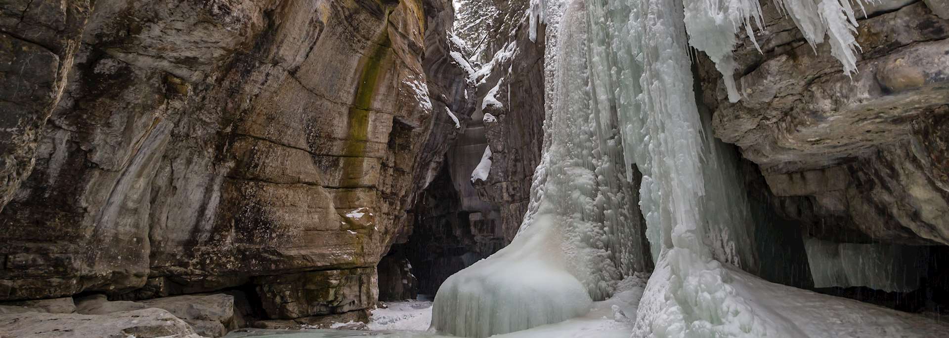 Maligne Canyon ice walk, Jasper