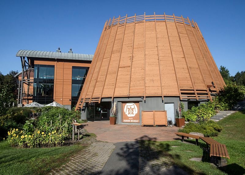 Hôtel-Musée Premières Nations, Wendake, Québec