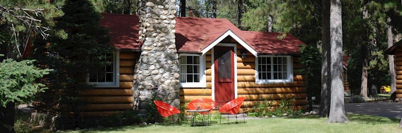 Alpine Village Cabin Resort, Jasper National Park