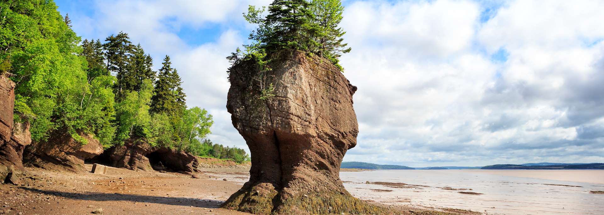 Visit Hopewell Rocks on a trip to Canada | Audley Travel US