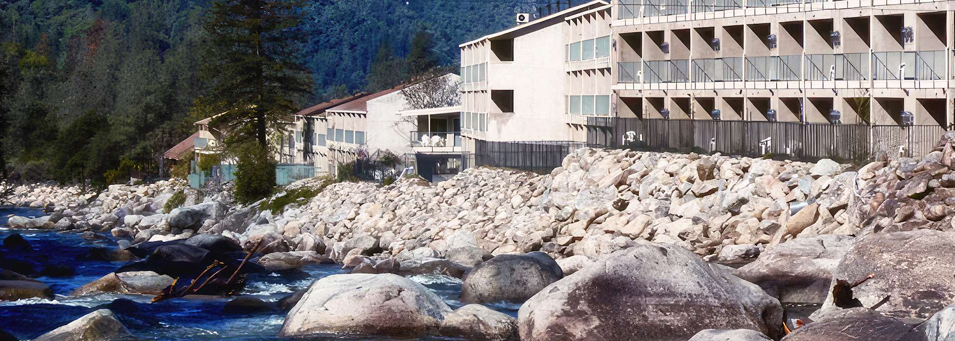 Yosemite View Lodge
