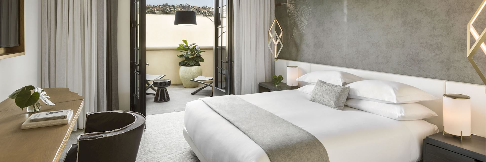 La Peer Hotel