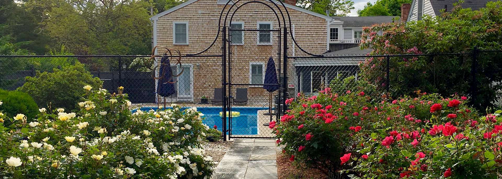 Platinum Pebble Boutique Inn