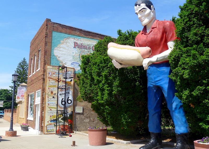 Bunyon Giant, Atlanta, Illinois
