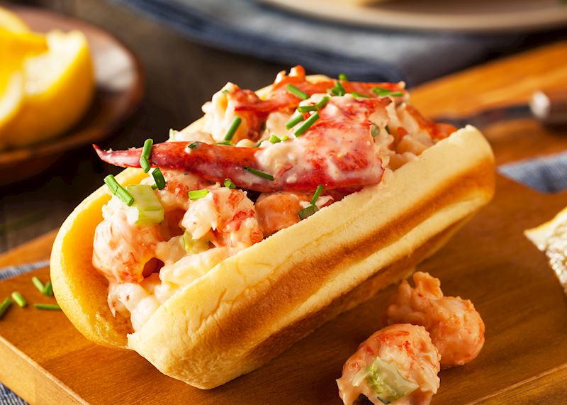 Lobster roll, New England