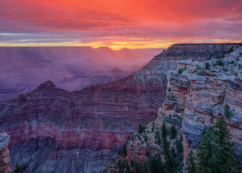 Sunrise at Mather Point