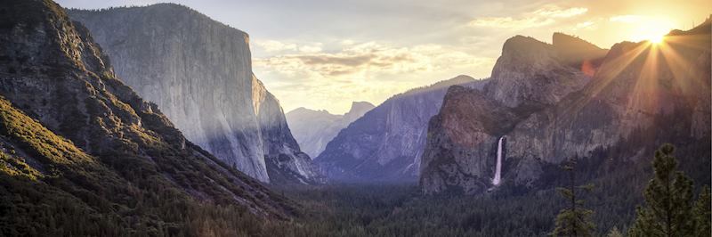 Sunrise over Yosemite National Park