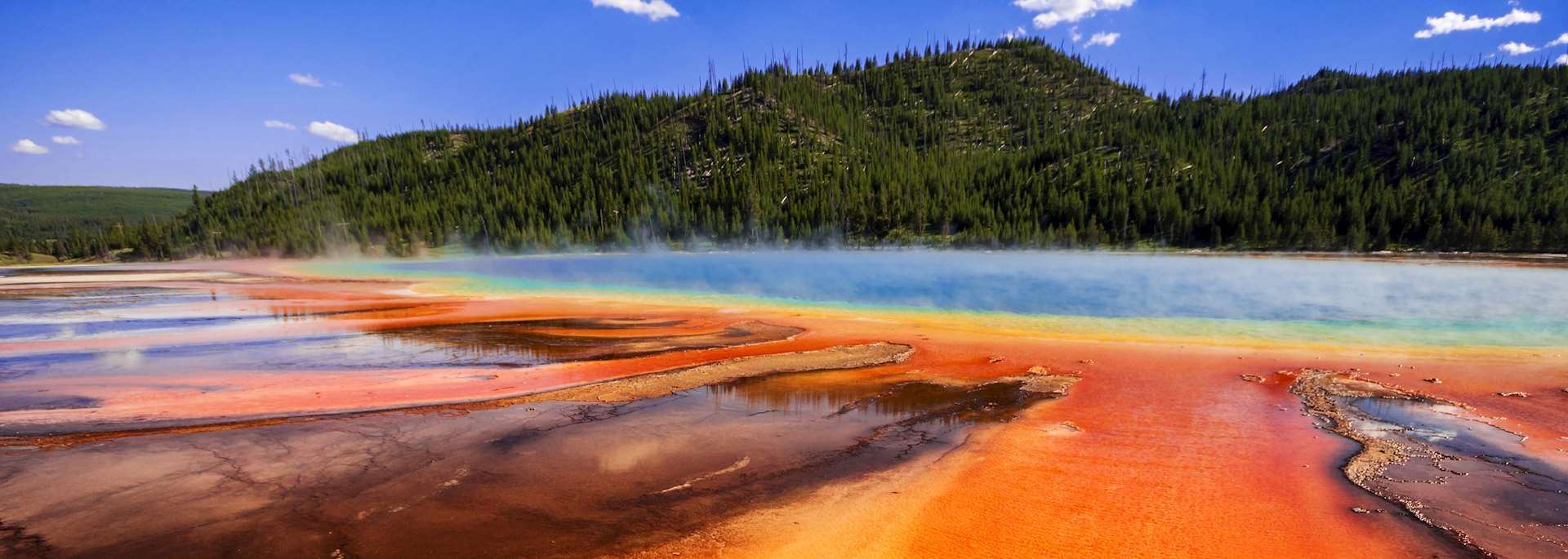 Hot spring, Yellowstone National Park