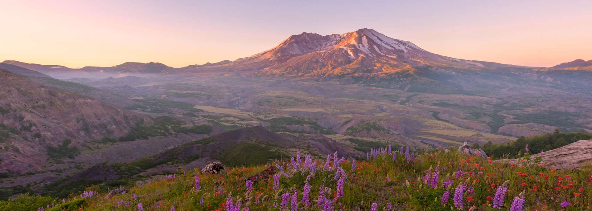 Sunrise at Mount St. Helens