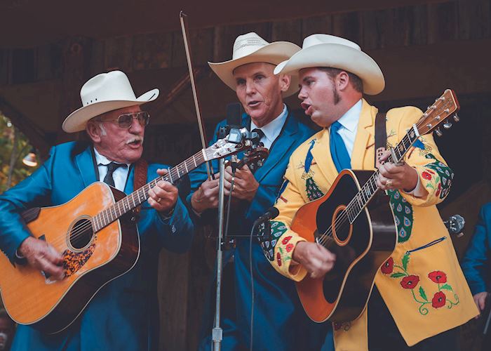 Bluegrass musicians playing at the Jerusalem Ridge Bluegrass Festival, Kentucky