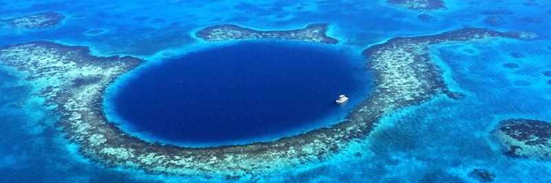 Great Blue Hole near Lighthouse Reef
